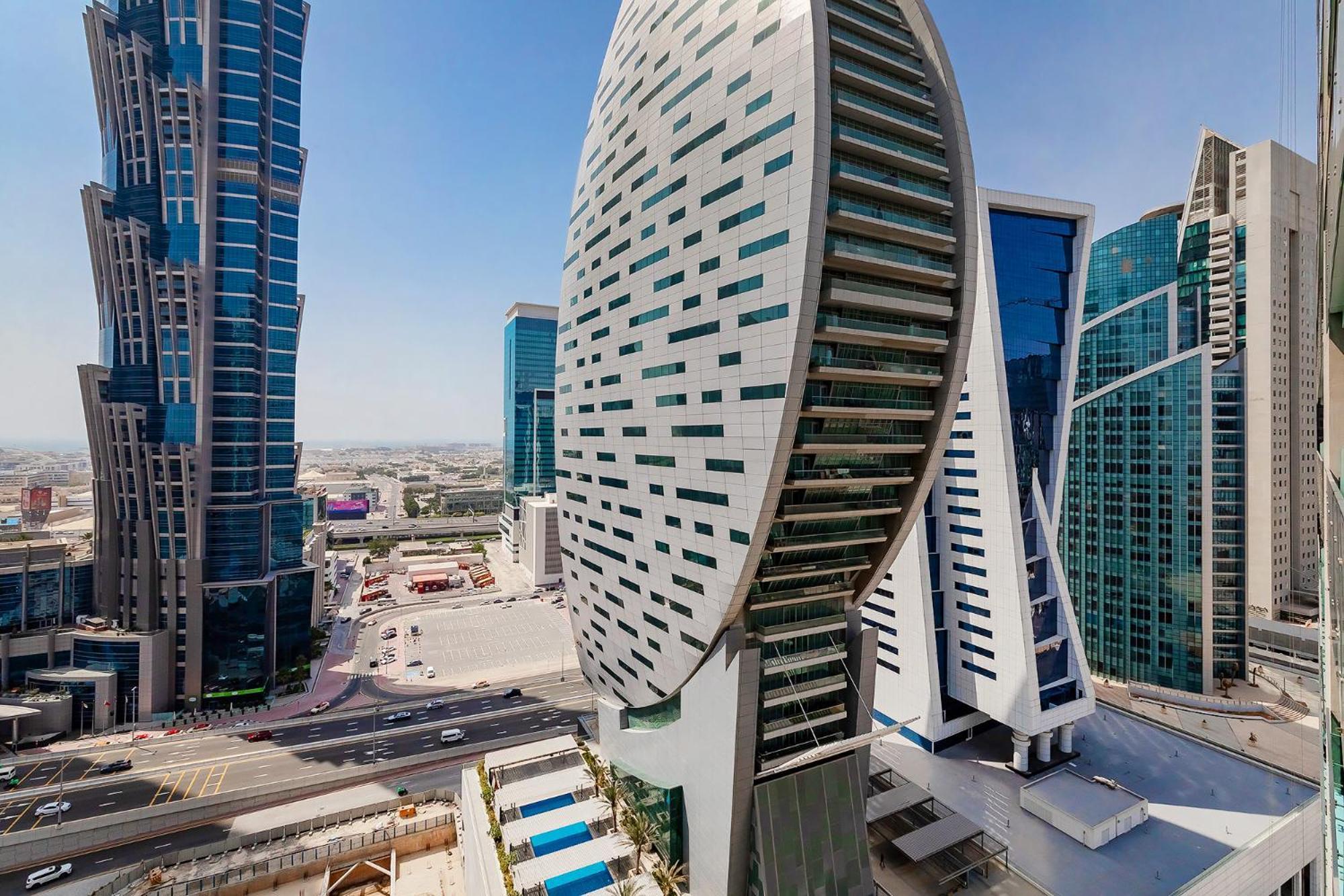 Stylish 1br At Damac Merano Tower With Great View Dubaï