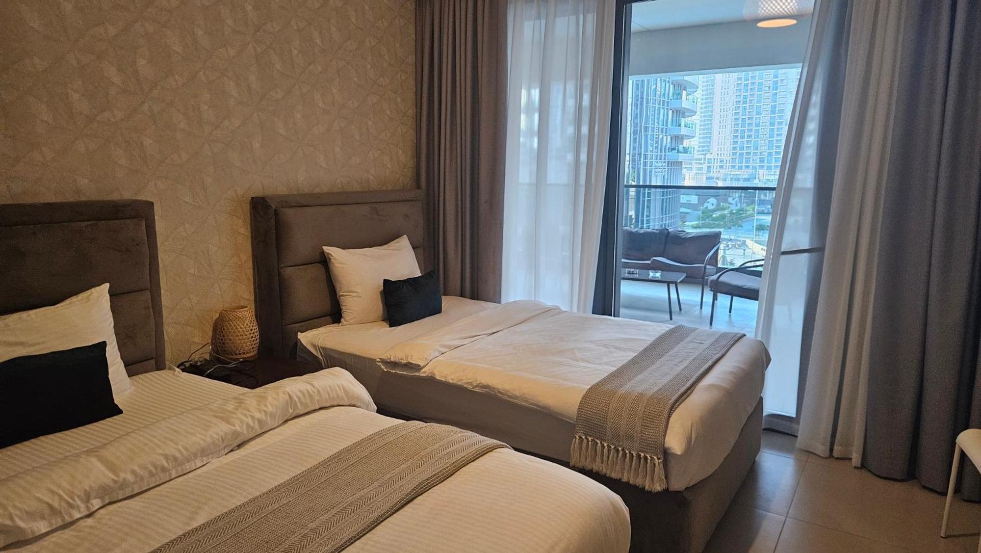 Appartement Mh - Act Tower - Burj View - 2bhk - Ref 410 Dubaï