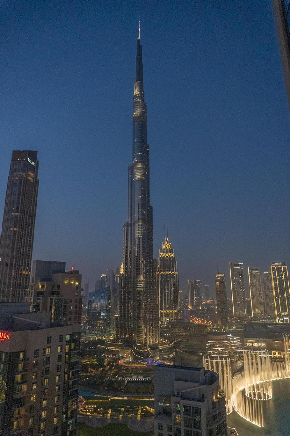 Downtown Oasis, Burj Khalifa Views, Luxury Amenities Apartamento