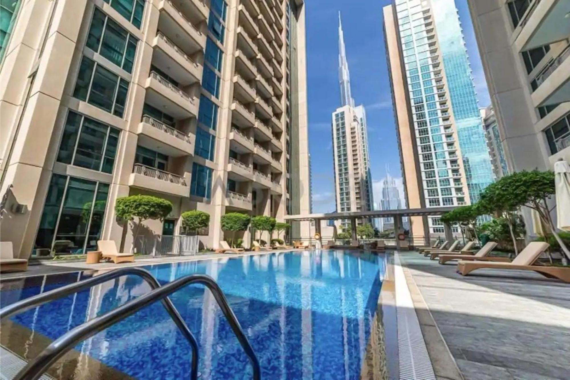 Luxurious 1br Blvd Tower *