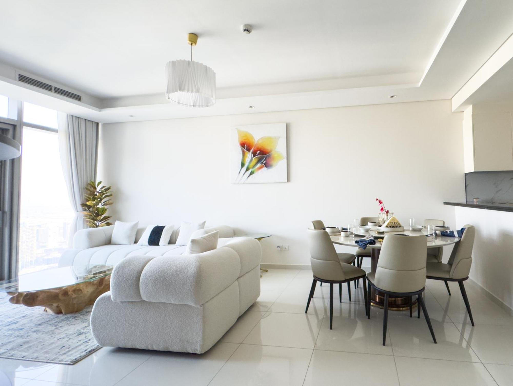 Paramount Midtown - 53rd Floor 2bedroom With Famous Roof Infinity Pool Overlooking Burj Khalifa Apartemen Dubai