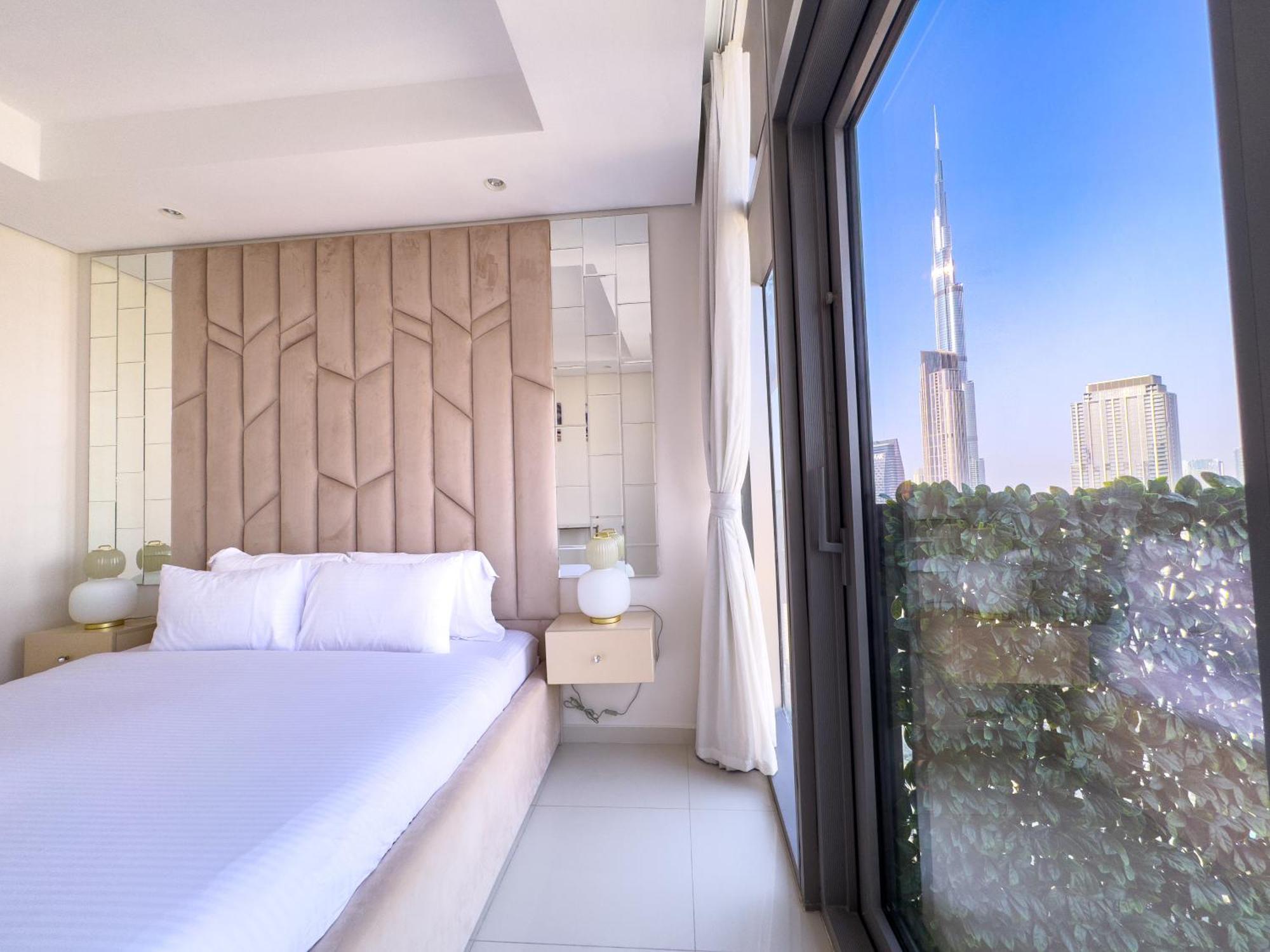 Apartemen Paramount Midtown - 53rd Floor 2bedroom With Famous Roof Infinity Pool Overlooking Burj Khalifa *