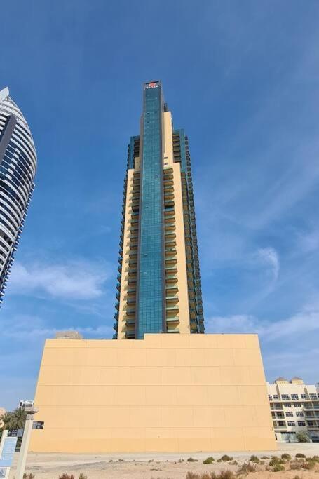 Super Luxury 1-bedroom For Rent At Jumeirah Village Circle