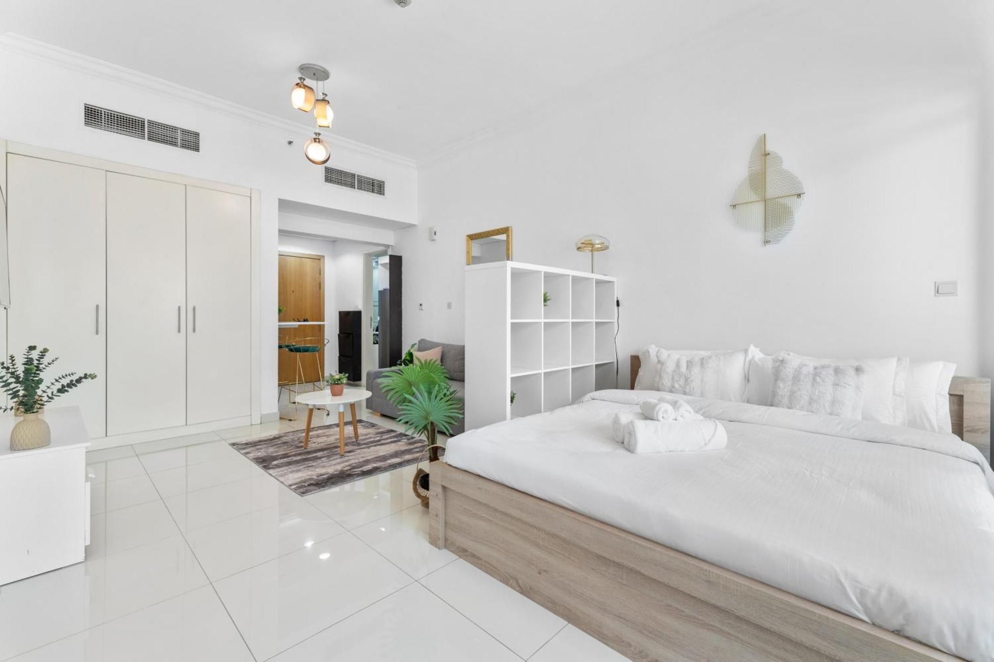 Waves - Executive Bay Studio, Canal View And Modern Amenities *