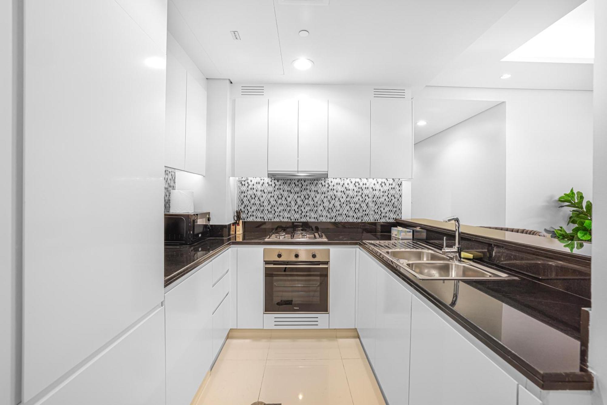 Apartamento Paramount Midtown 2 Bedroom With Burj Khalifa View Dubái