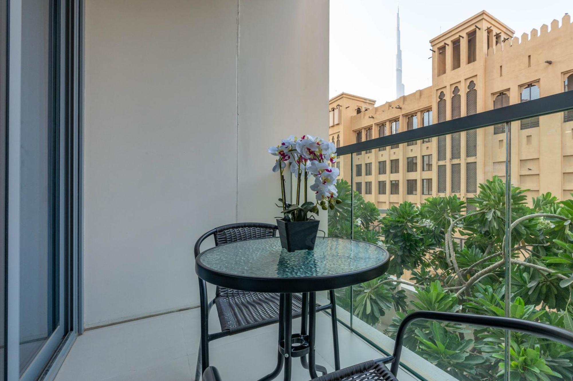 Modern 1-br Close To Mall And Burj Khalifa Lejlighed *