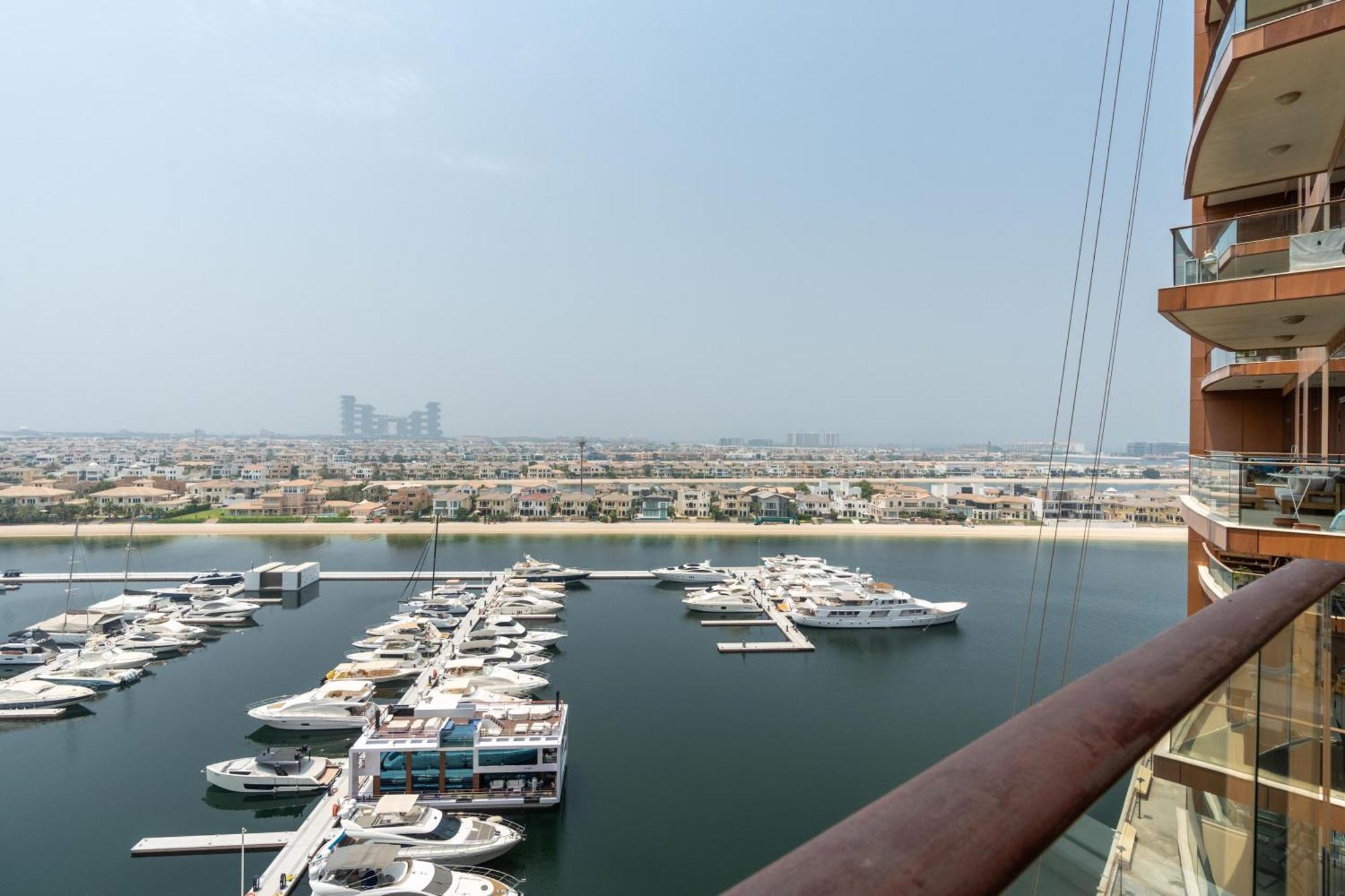 Tiara Residences - Luxurious Marina Living In Palm Jumeirah Appartement Dubaï