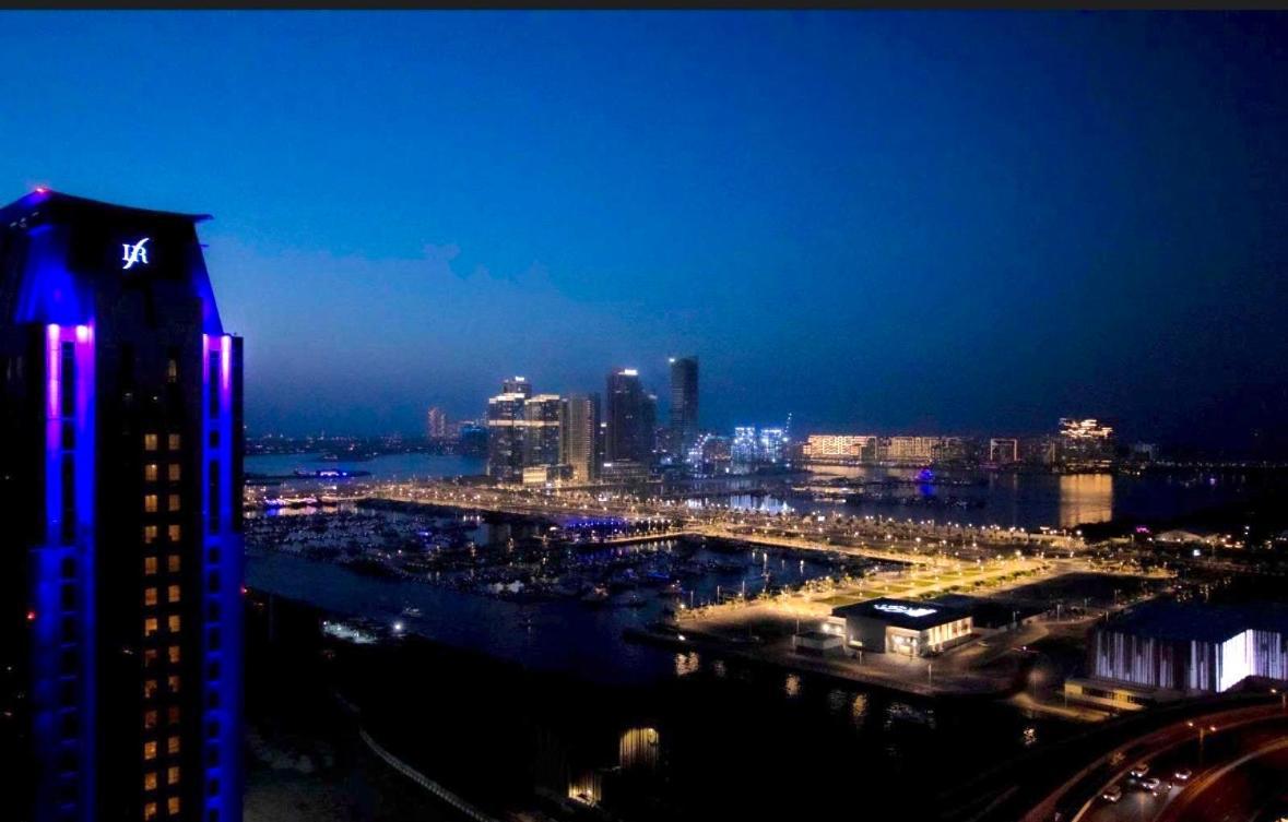 Vacation Friendly View Luxury 1bedroom- Walk To & Mall Lägenhet *