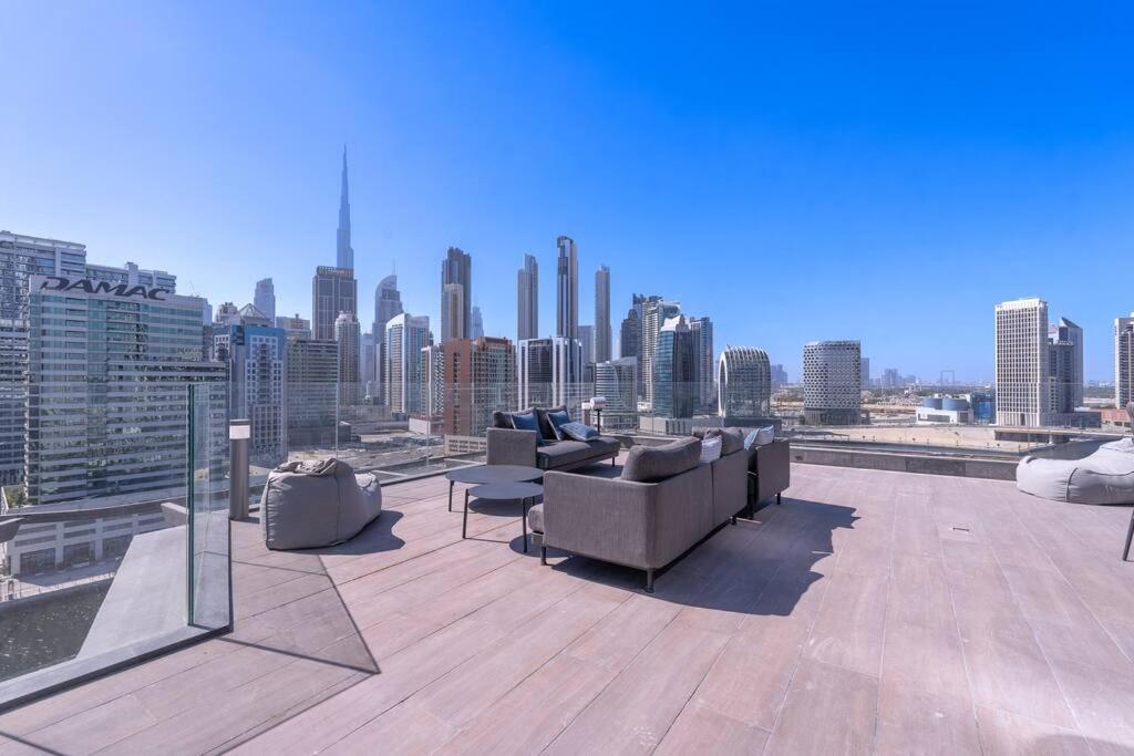 Apartamento Exceptional 1bedroom With Premium Amenities Dubái
