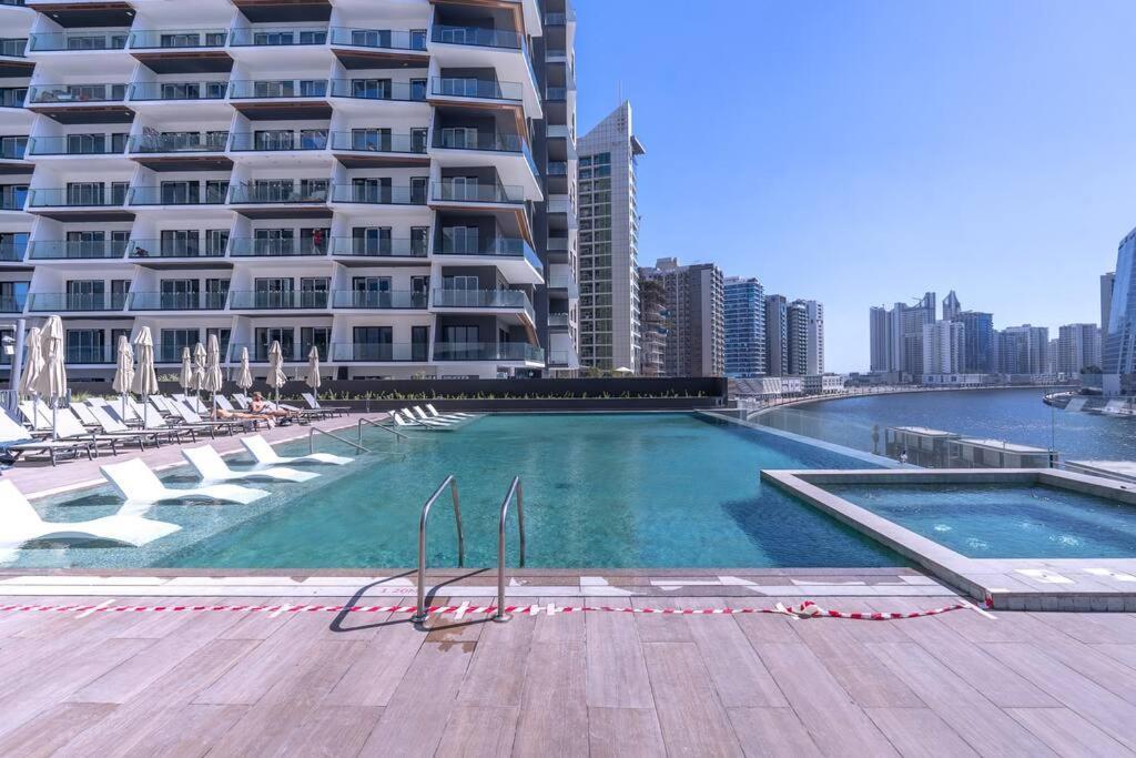 Exceptional 1bedroom With Premium Amenities Apartamento