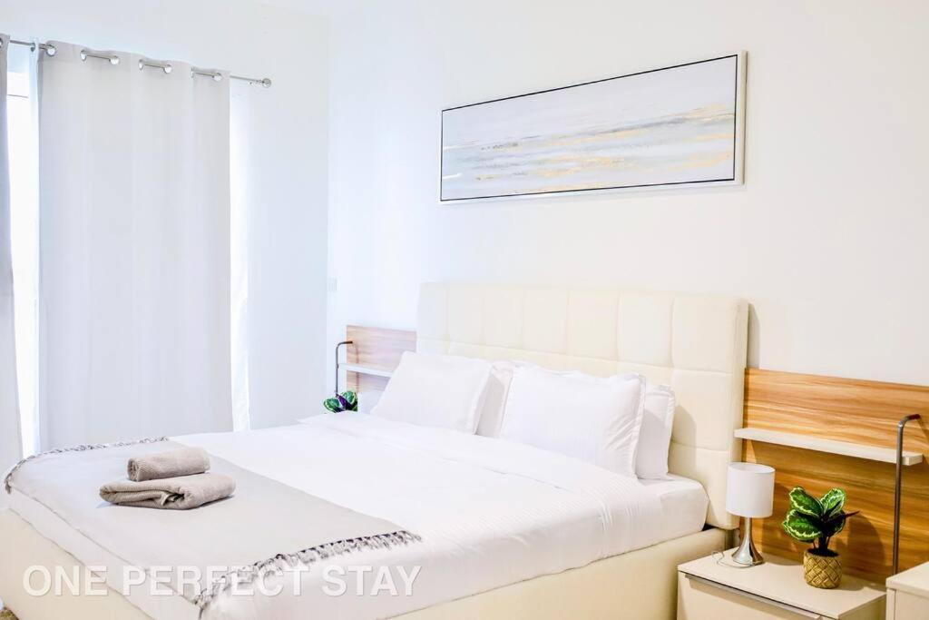 Stunning View 1 Bedroom Pool & Gym Appartement Dubaï