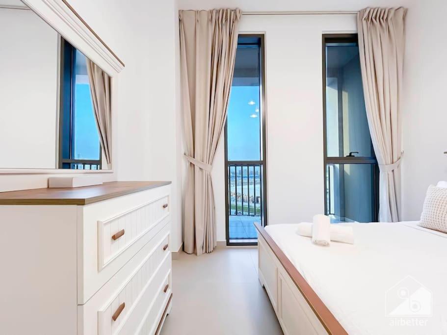 Apartamento Luxurious 1br With Balcony In Production Dubái