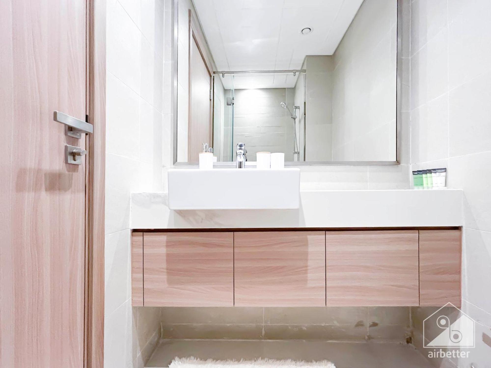 Stunning With A Spacious Balcony In Meydan Appartement *