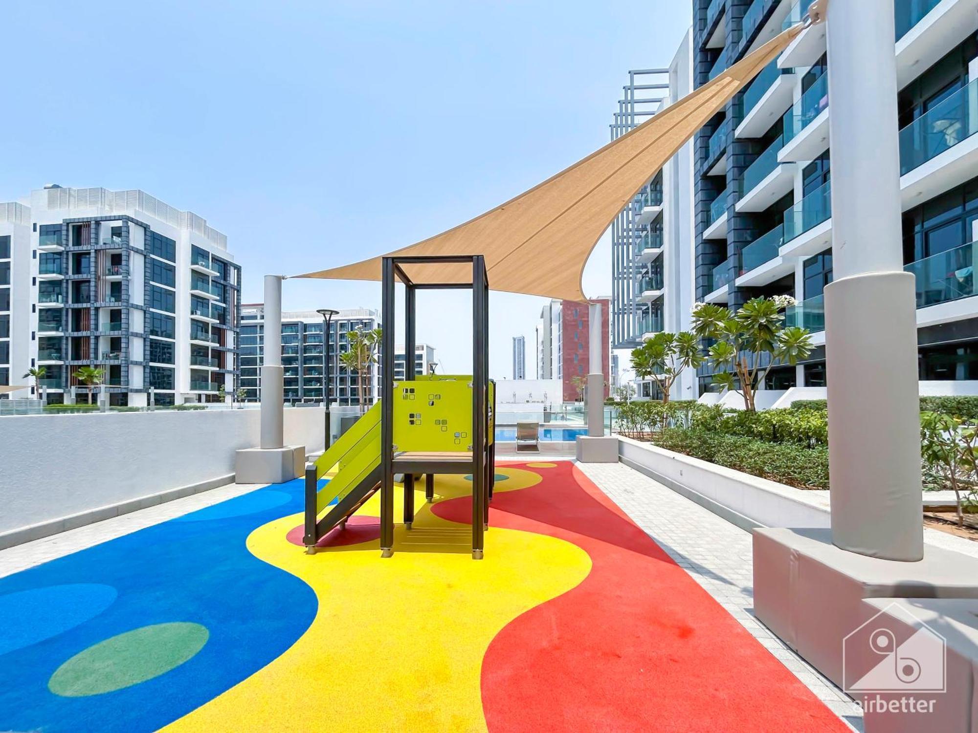 Stunning With A Spacious Balcony In Meydan Dubaï