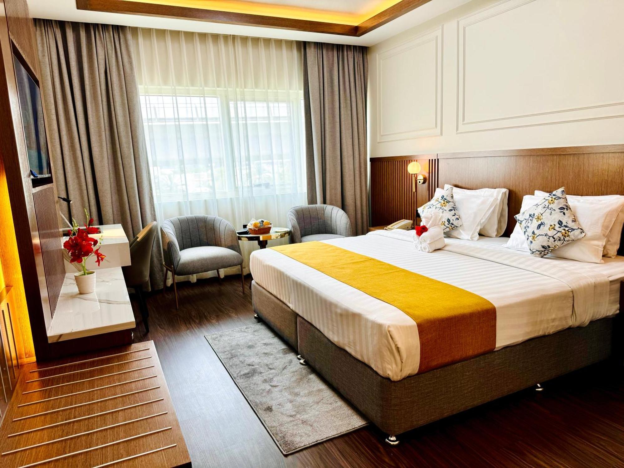 Fortune Plaza Hotel, Airport Dubai