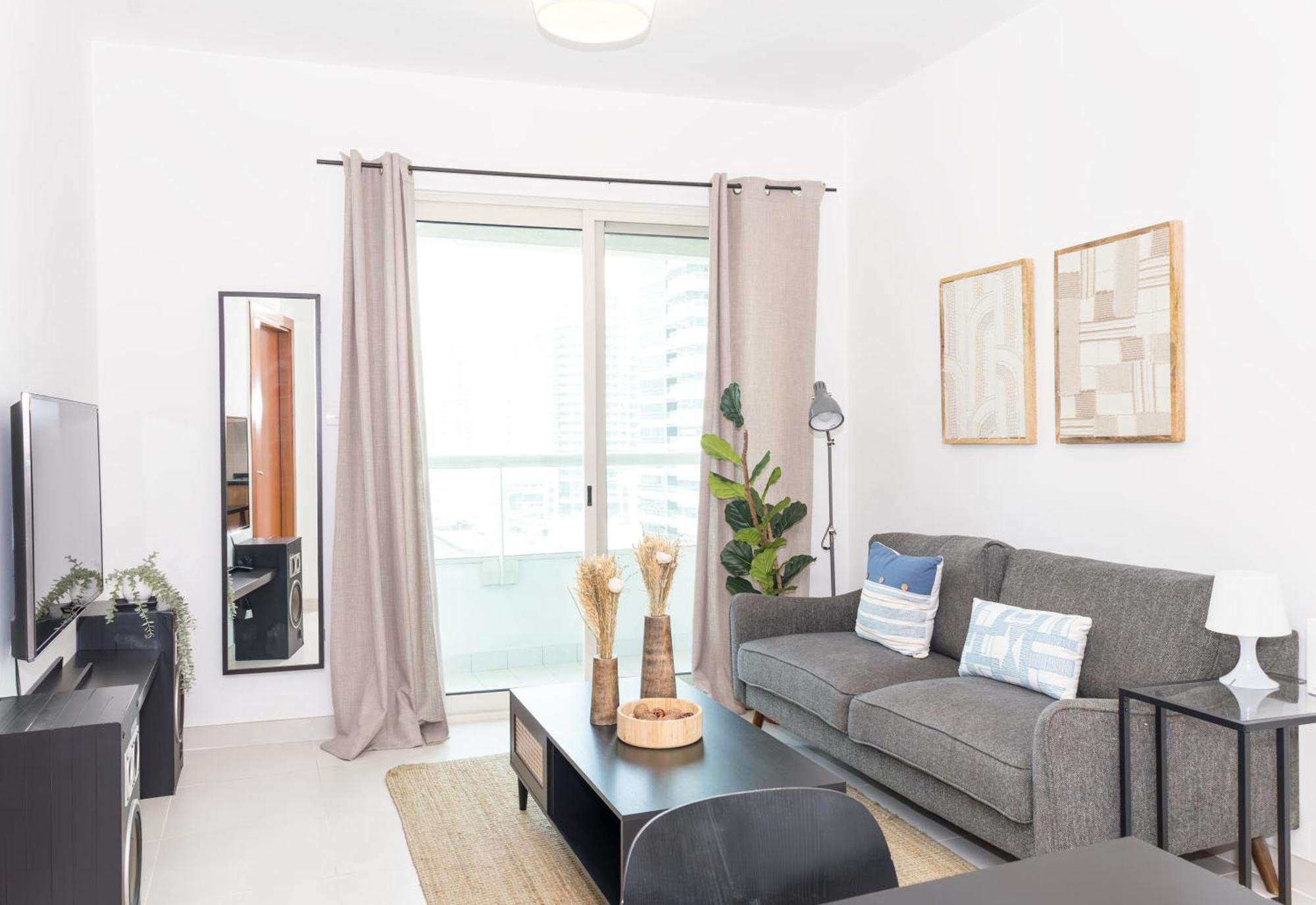 Beautiful Marina Views One Bedroom With Two Balconies Appartamento Dubai