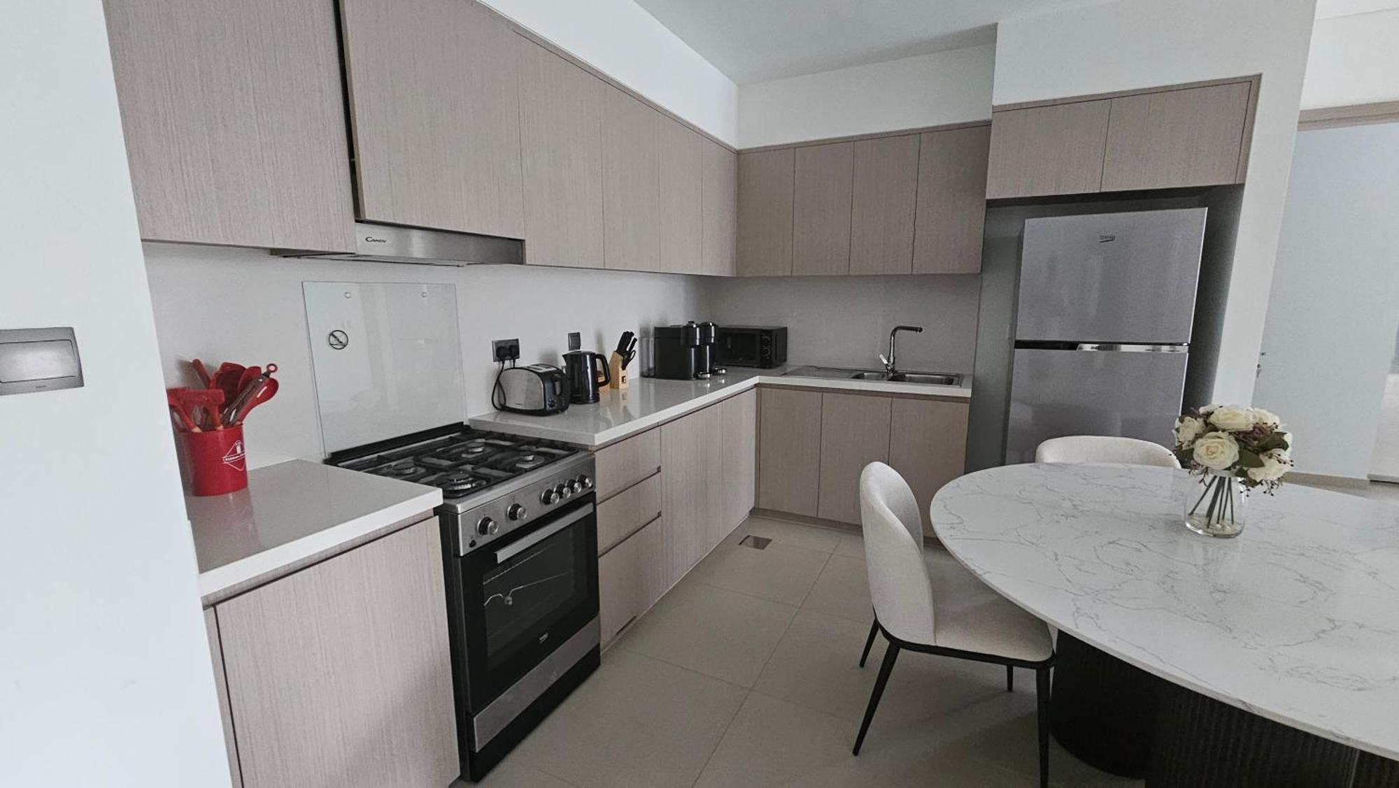 Mh - Act Tower - Downtown - 2br- Ref 403 * Dubaï