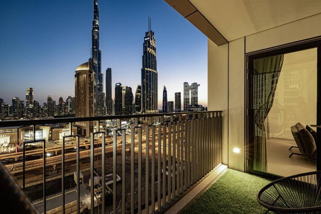 Downtown - Burj Khalifa Facing - 2 Bed Luxe Dubaï