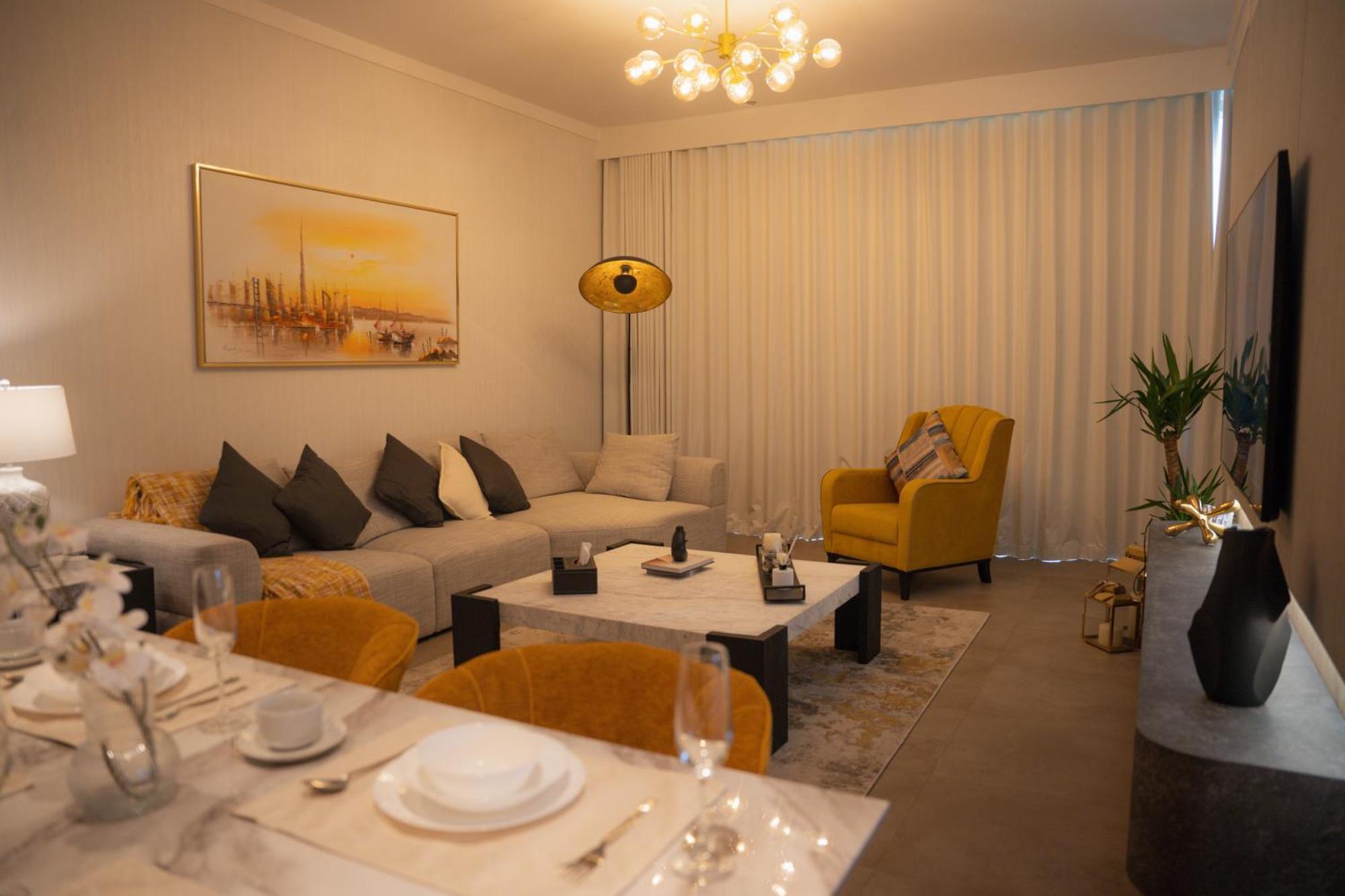 Luxury 2 Bedroom Poolside Haven In Creek Harbour Apartamento Dubái