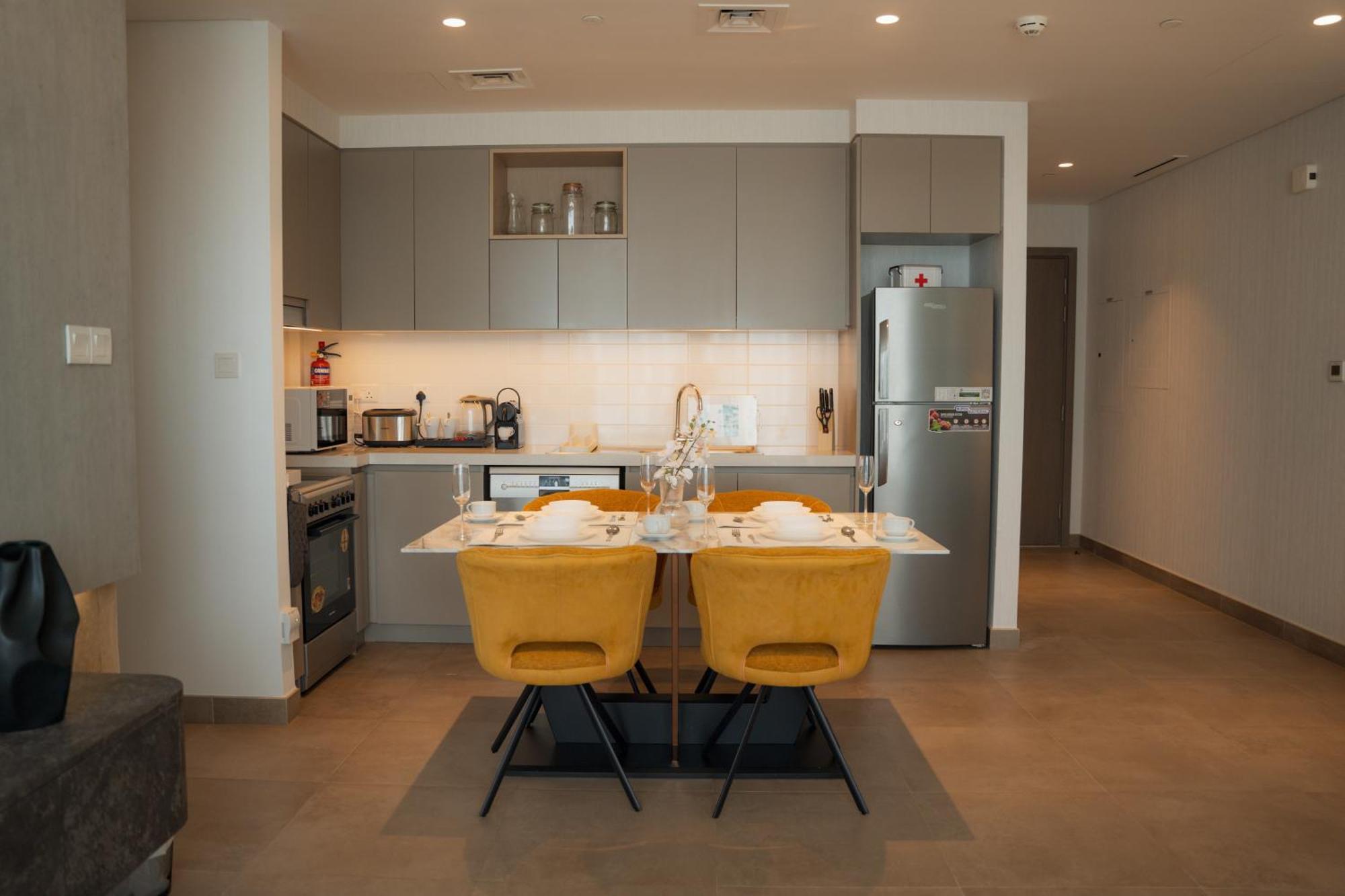 Luxury 2 Bedroom Poolside Haven In Creek Harbour Apartamento Dubái