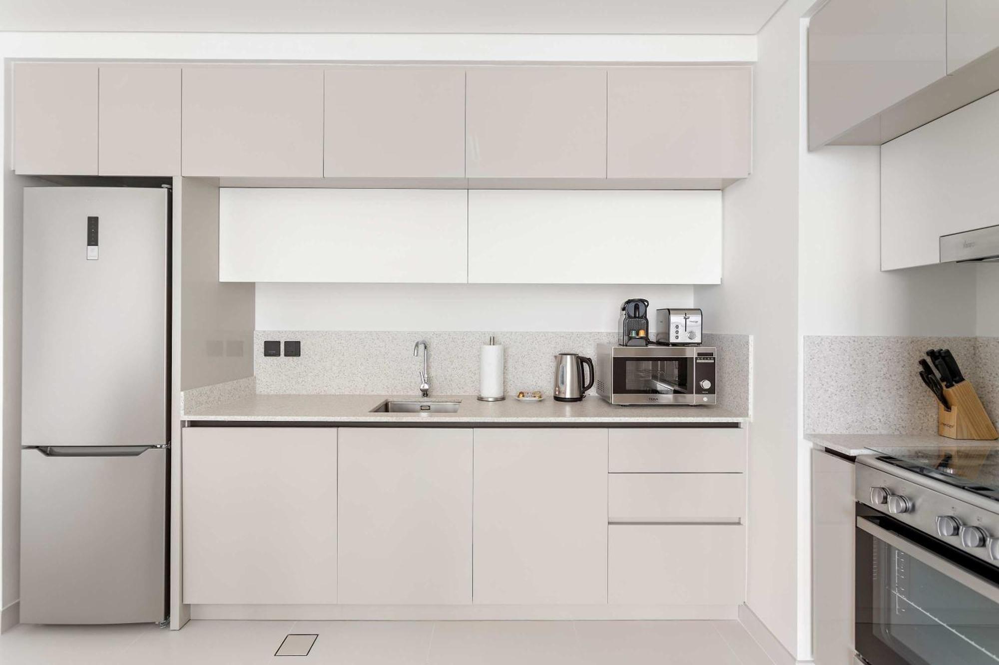 Silkhaus 1bdr With Access In Marina Vista *