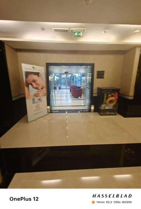 Luxurious 500 Meters Next To Mall Appartamento