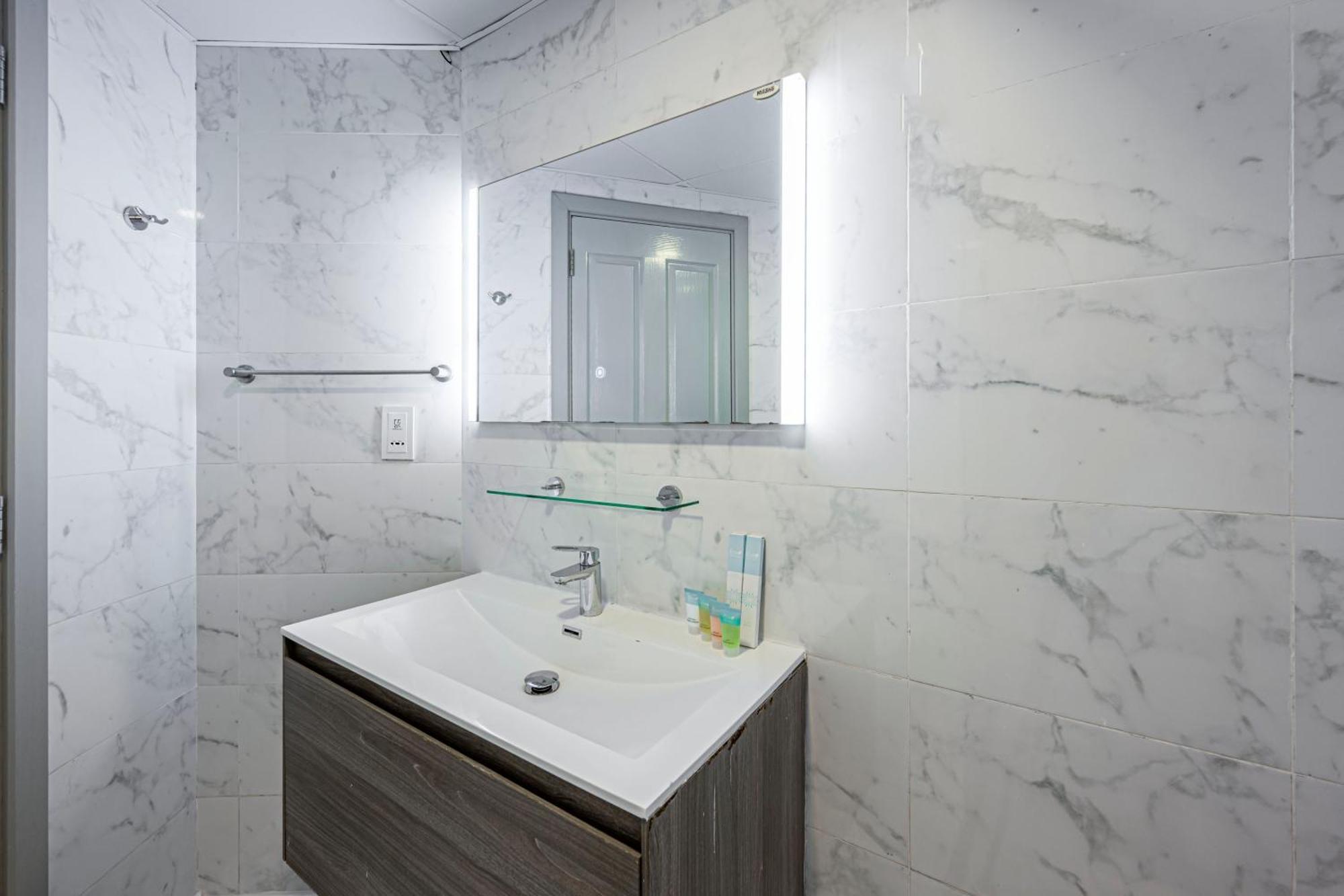 Appartement Comfortable With Dubailand Vibes Dubai