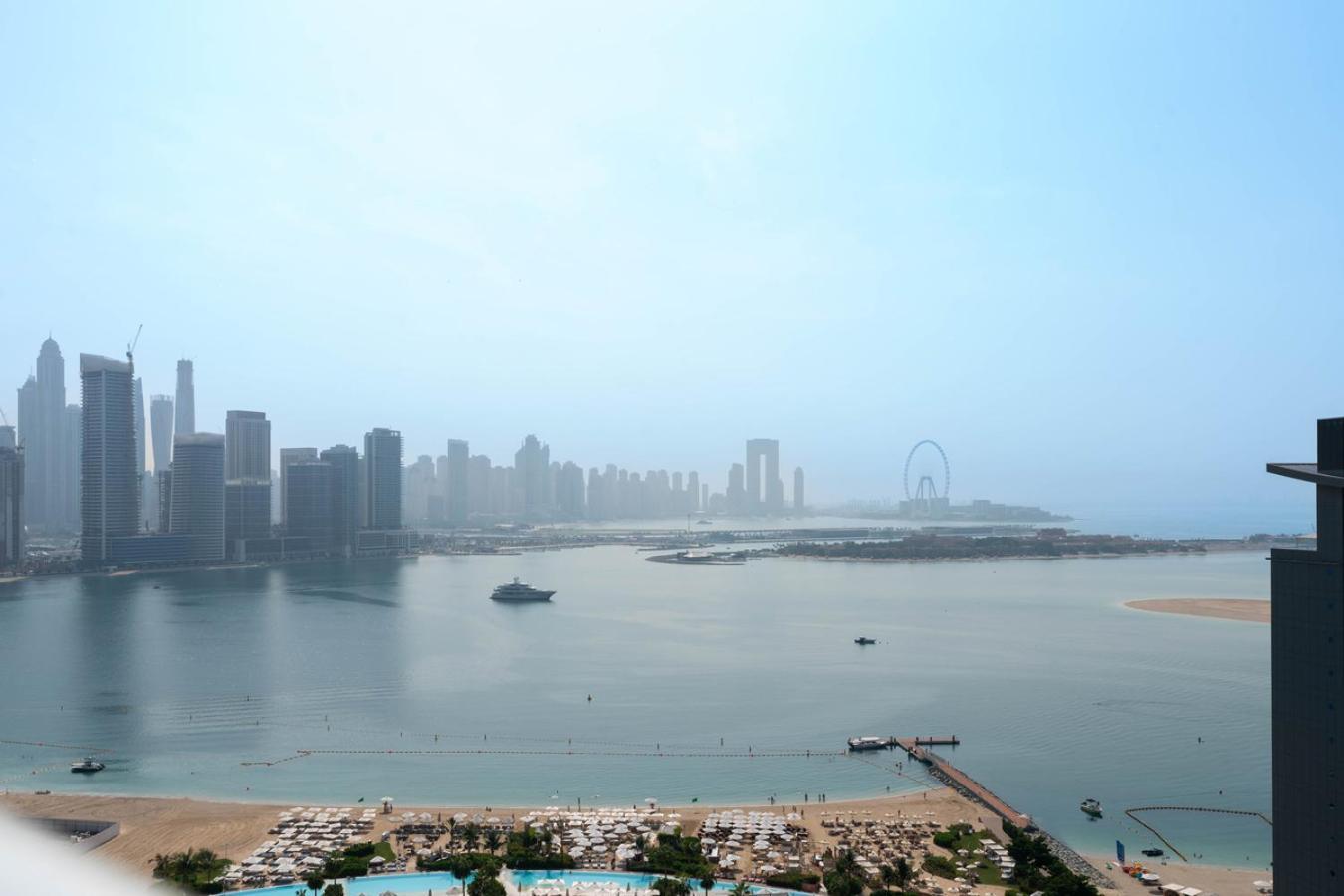 Amazing Sea Views With Direct West Access Dubái