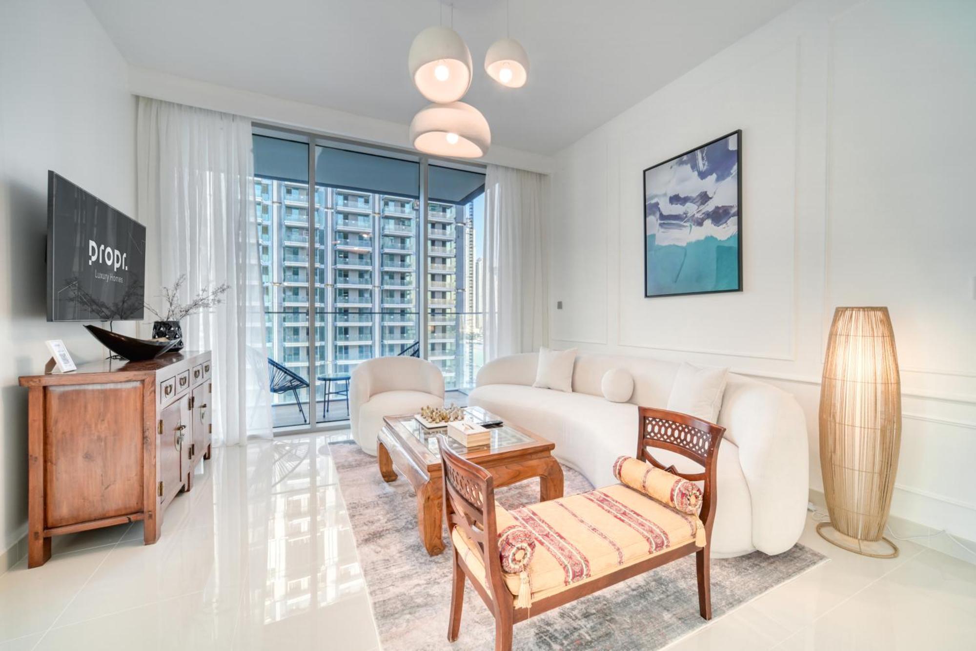 Chic 2br With Iconic Eye And Palm Views Apartamento Dubai