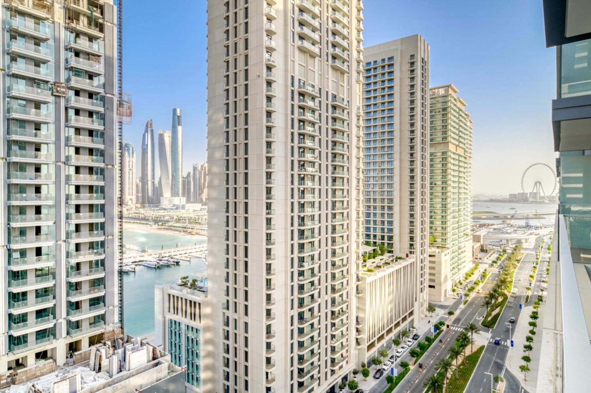 Chic 2br With Iconic Eye And Palm Views Apartamento