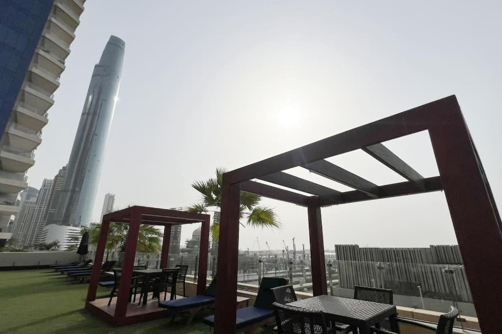 Appartement Lux 2br With Sea Views In Marina Dubaï