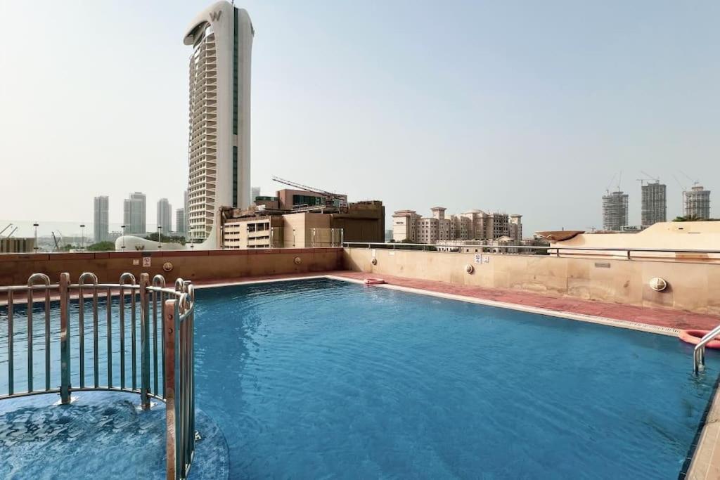 Appartement Lux 2br With Sea Views In Marina Dubaï