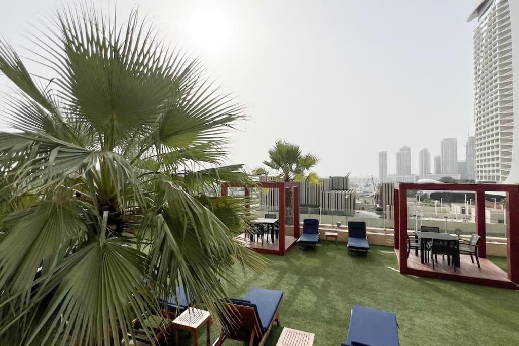 Appartement Lux 2br With Sea Views In Marina Dubaï