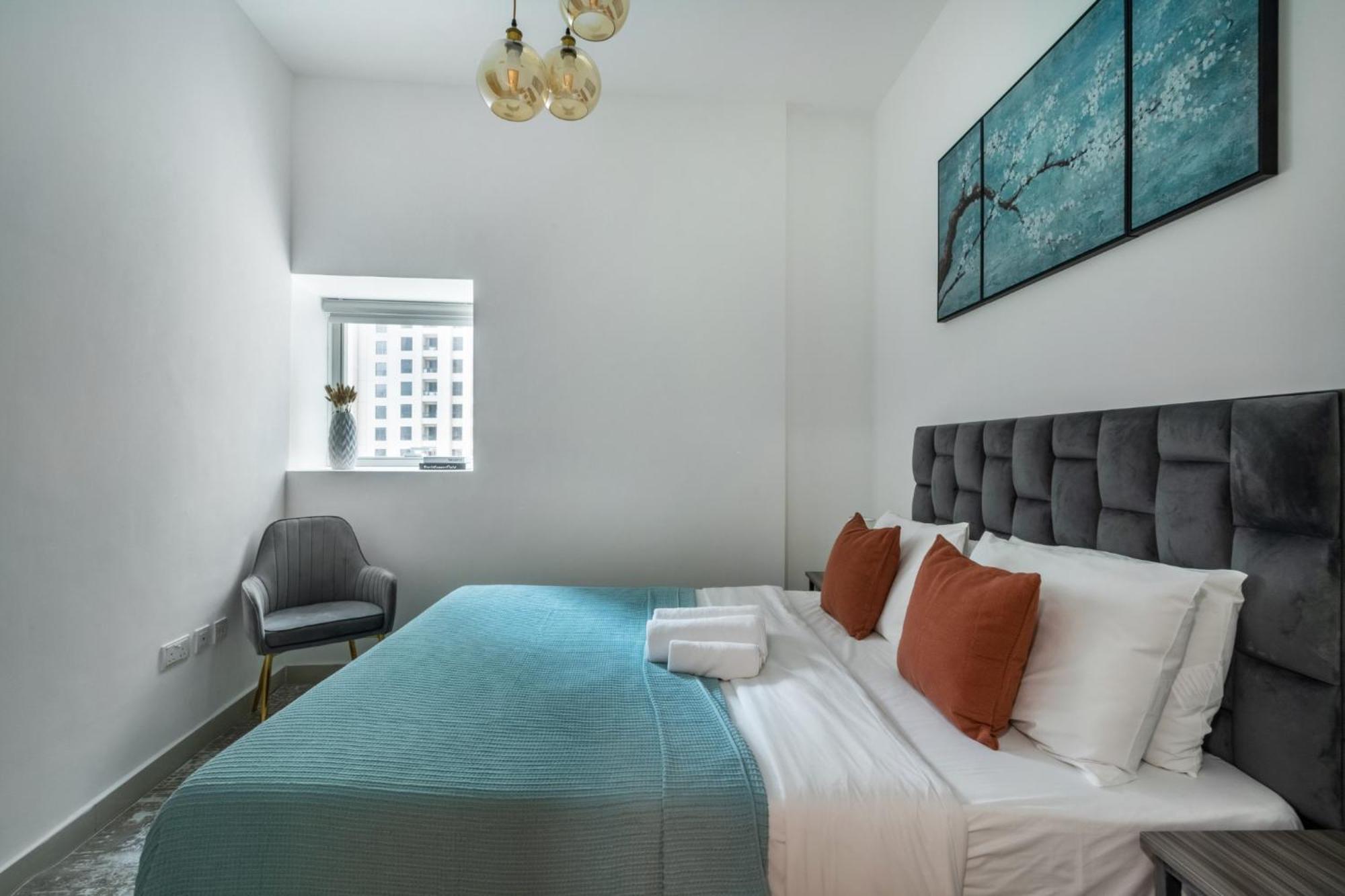 Shoresinn - Mesmerizing Waterfront In Marina Dubaï