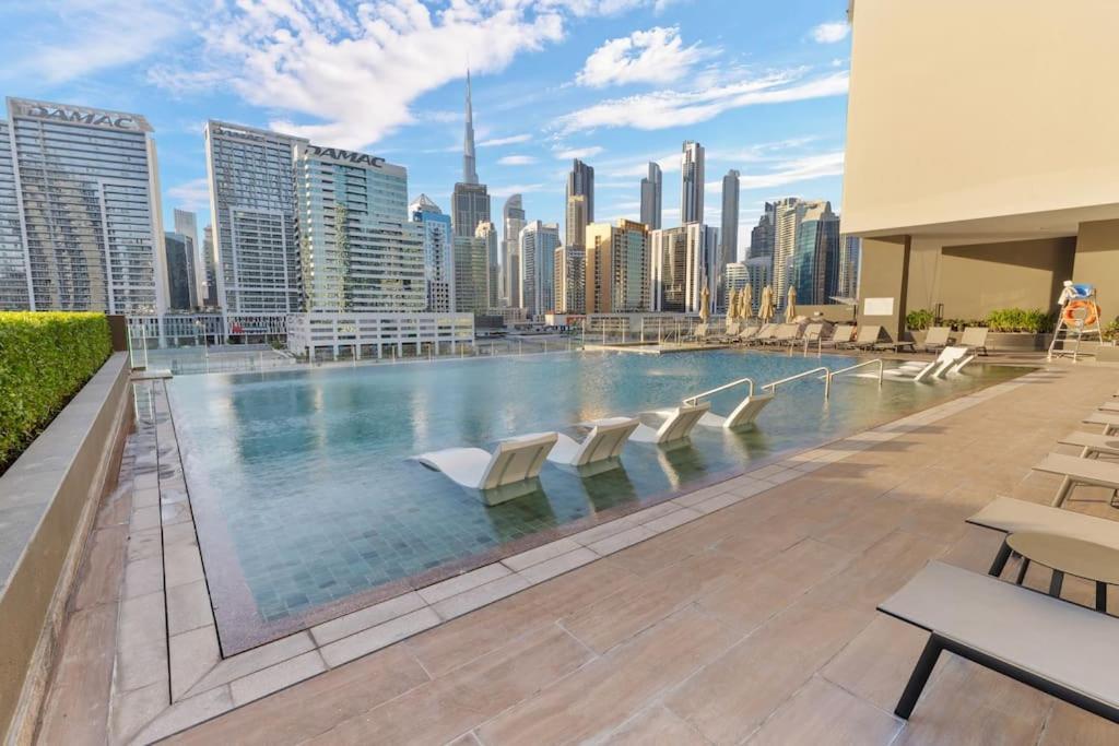 Waves - Elegant Retreat In Business Bay * Dubaï