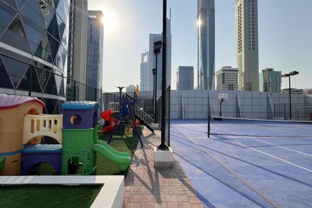 Difc Luxury 1-bed With Stunning Views Dubai
