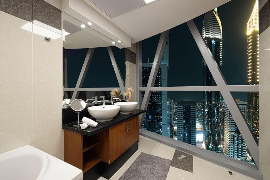 Holiday home Difc Luxury 1-bed With Stunning Views Dubai