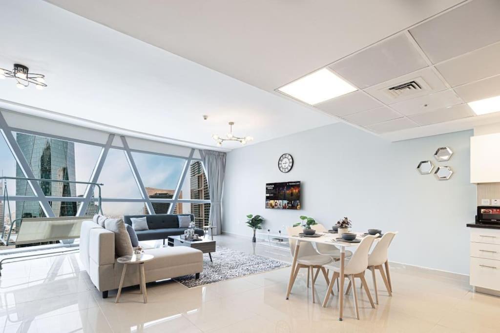 Difc Luxury 1-bed With Stunning Views Dubai