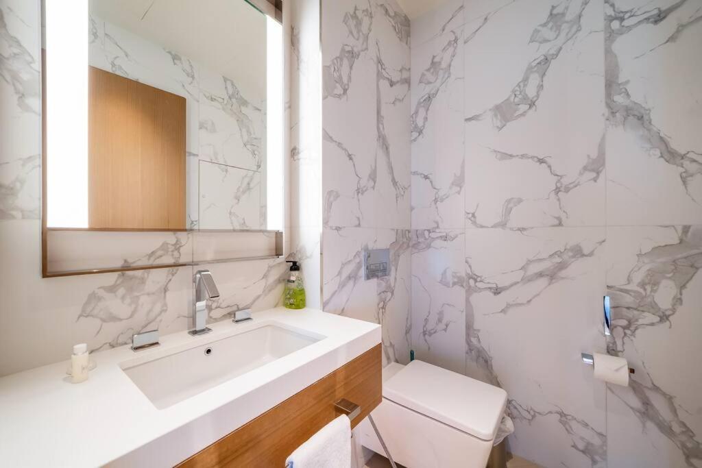 Newarabian 3 Bedroom Address Opera Downtown