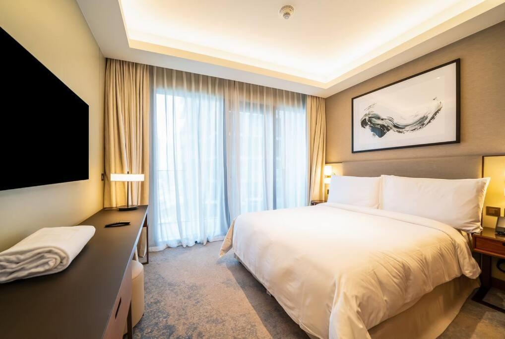 Newarabian 3 Bedroom Address Opera Downtown Dubaï