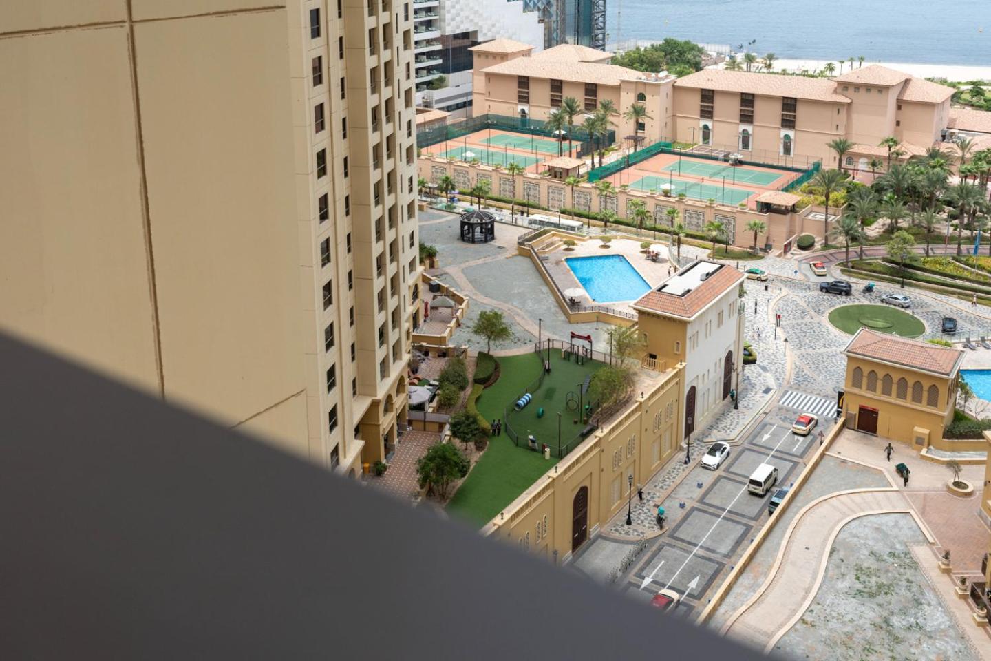 1-br Stunning Sea View Beachfront Jbr Dubaï