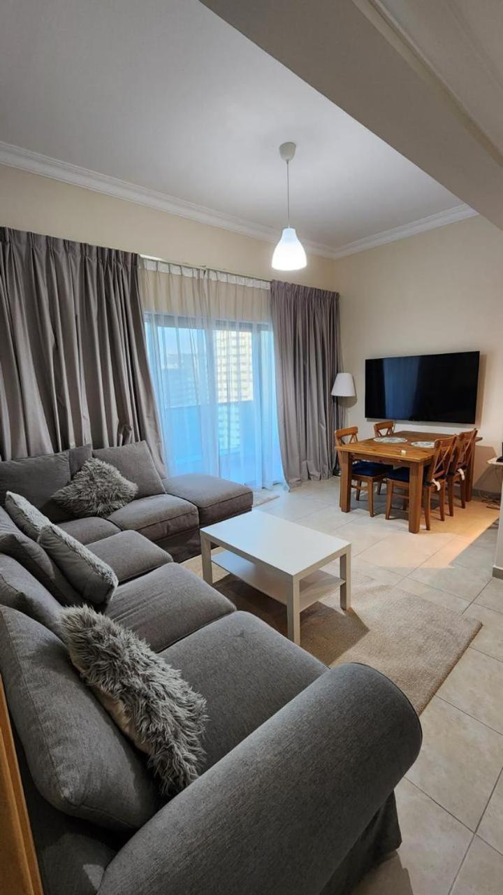 Affordable Entire One Bedroom With Amazing Marina View Dubai