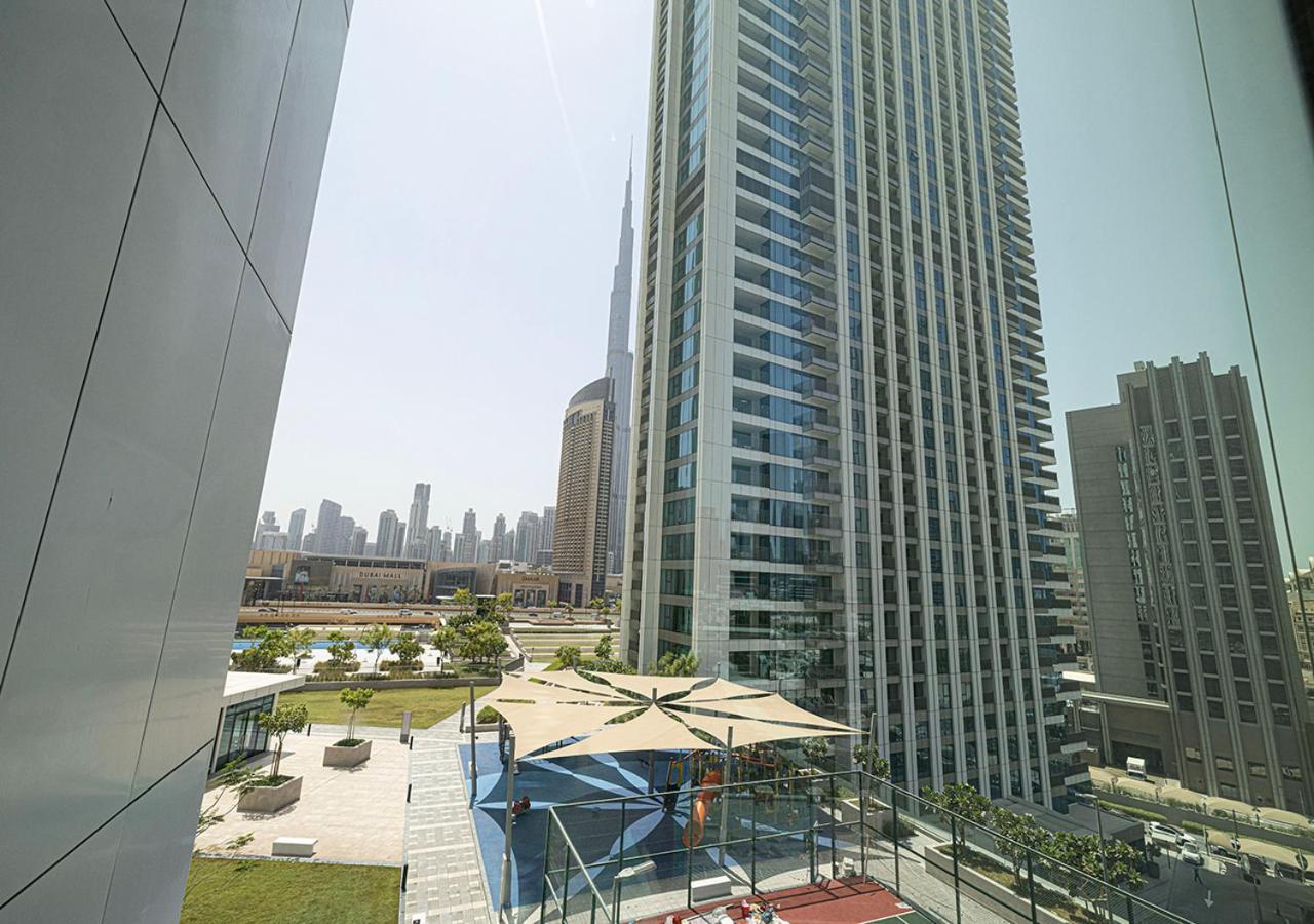 Apartment Luxurious Burj Khalifa View 5 Star 4bd In Downtown With Mall Access - Brand New