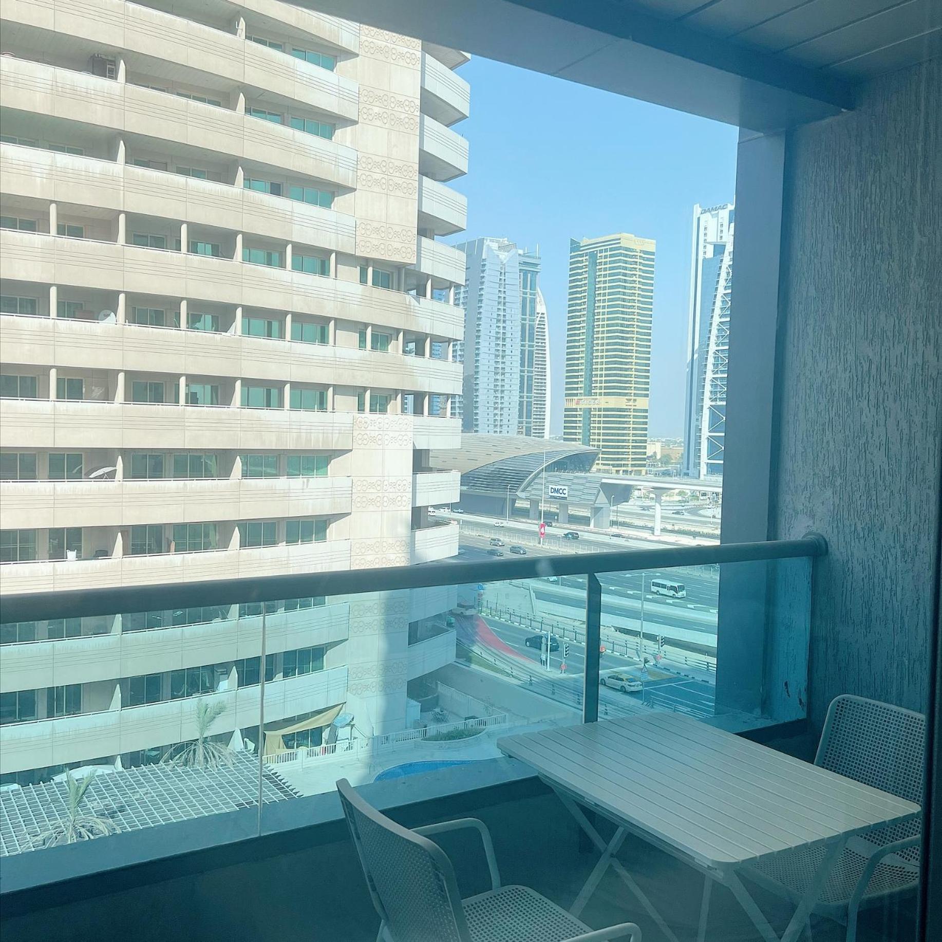 Skyline With Balcony In Marina Appartement *