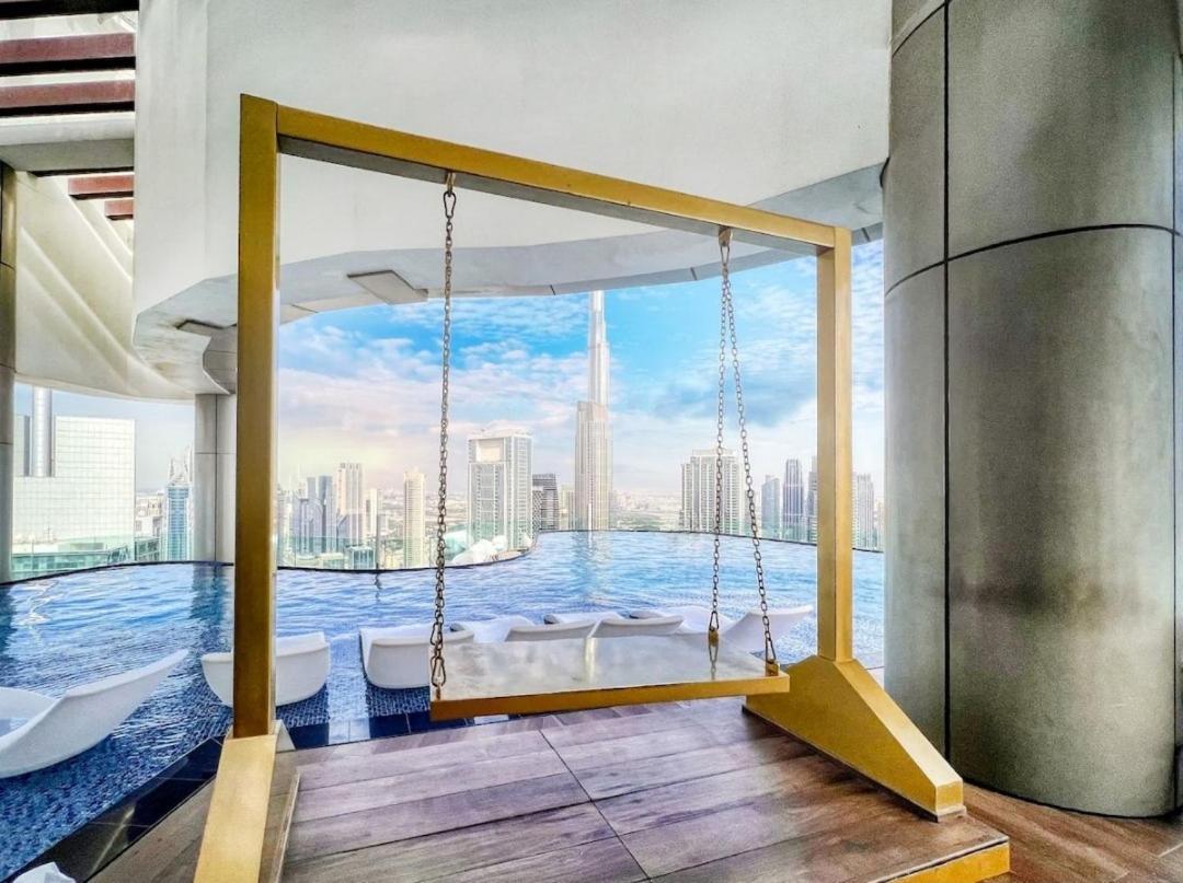 Appartement 5 Star High Rise Luxury Apartment, Infinity Pool With Stunning Burj View - Brand New *