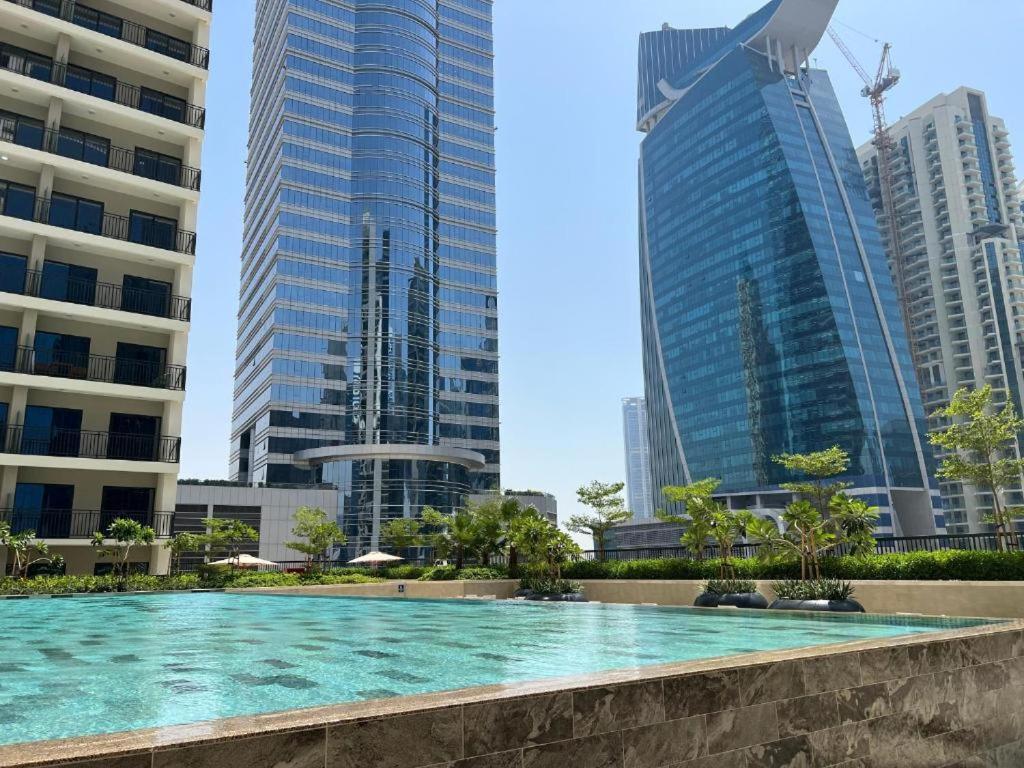 Ashri Homes Stylish Near Burj Khalifa Apartament *