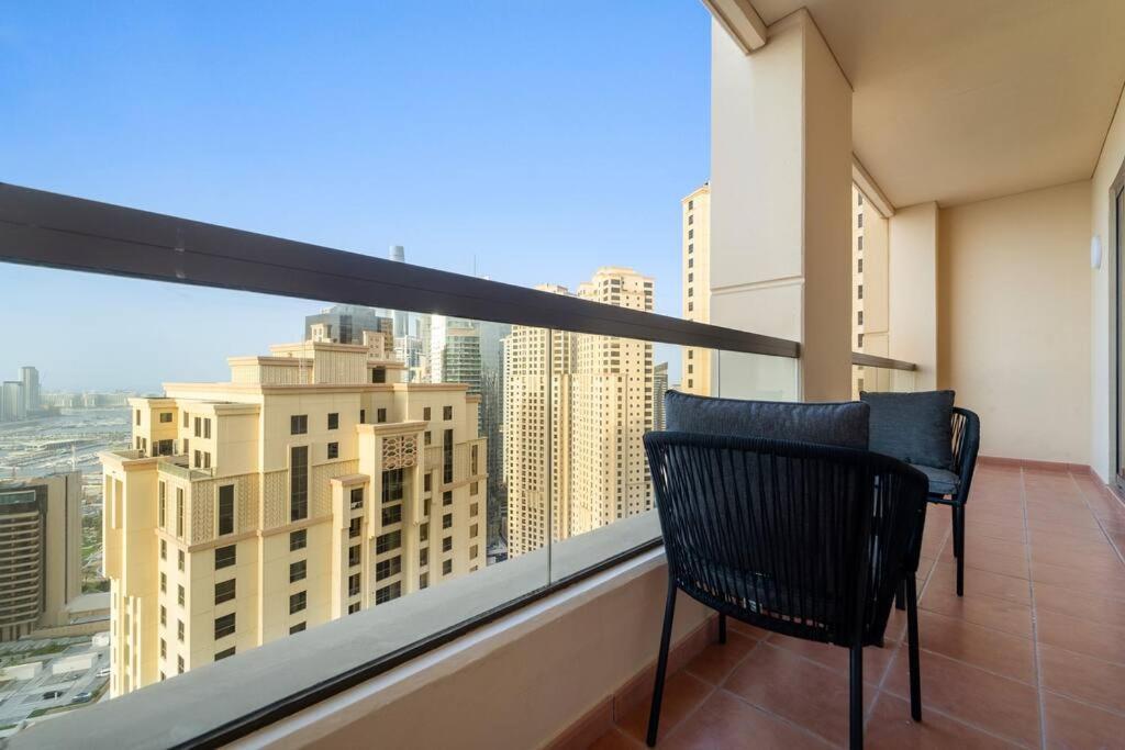 Appartement First Class 2br Breathtaking & Palm View Dubaï