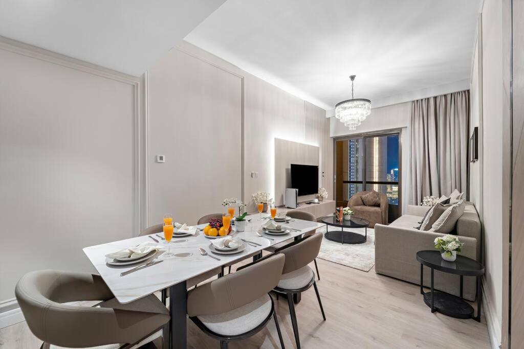 First Class 2br Breathtaking & Palm View * Dubaï
