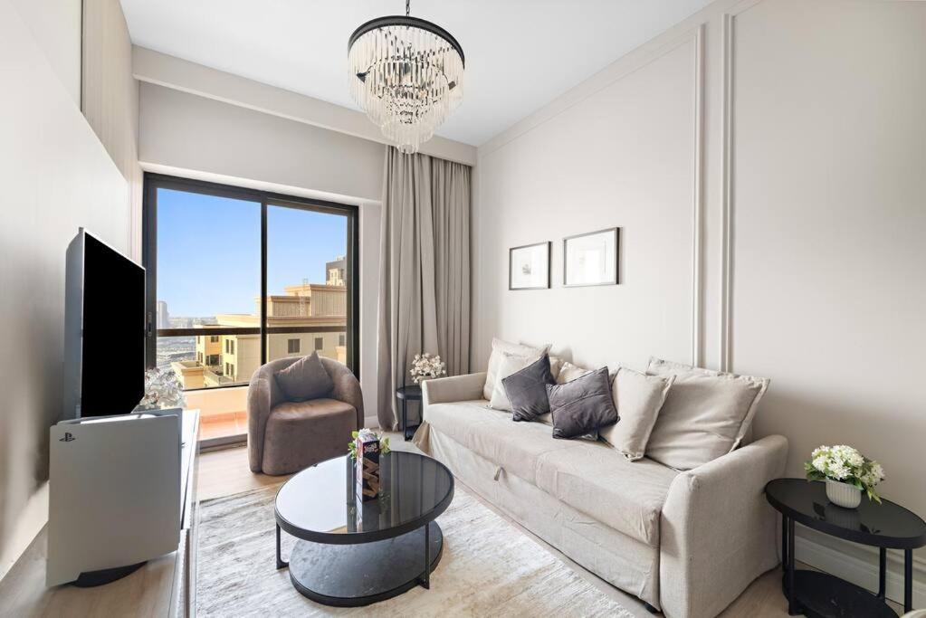 First Class 2br Breathtaking & Palm View Appartement Dubaï