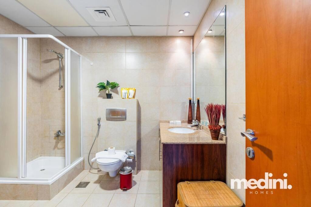 Large 1 Bedroom - Mag218 - Marina Appartement
